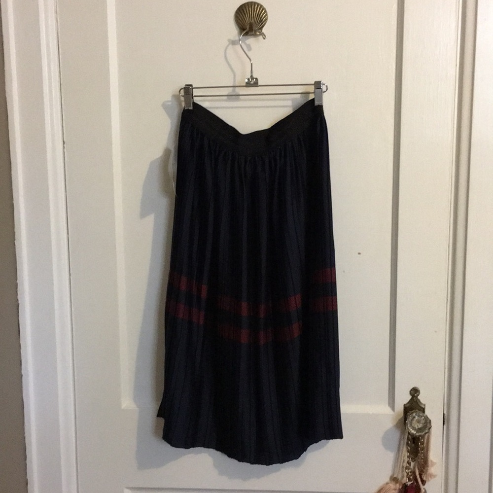 Brand new Navy pleated midi skirt